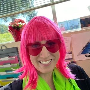 Meet your Posher, Laura